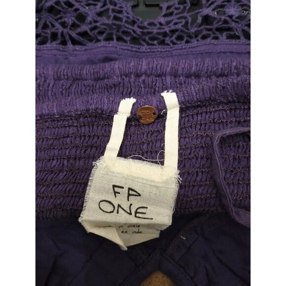 Free People FP One Geo Bralette Cropped Top Smocked Crochet Embroidered S 282651 - Picture 7 of 7